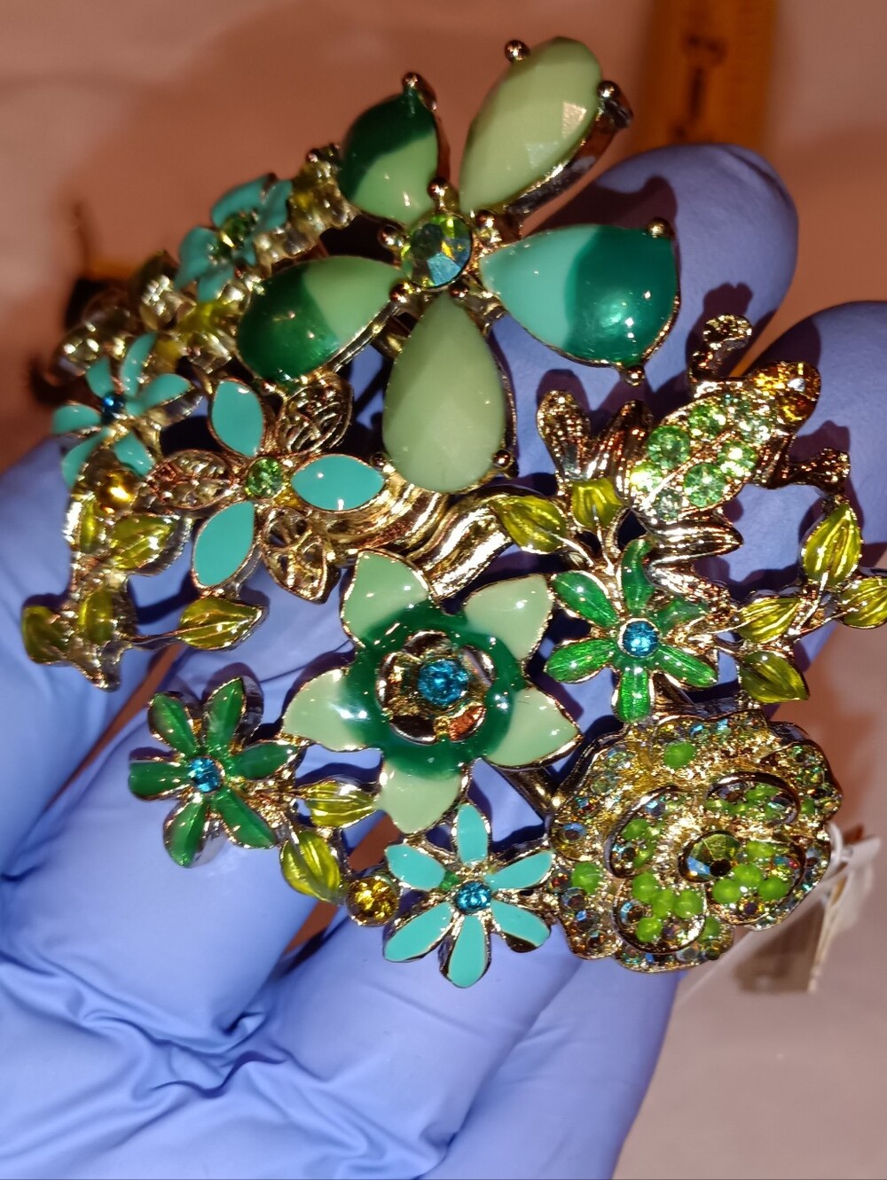NWT 2028 Floral Green Statement Bracelet - Women Jewelry